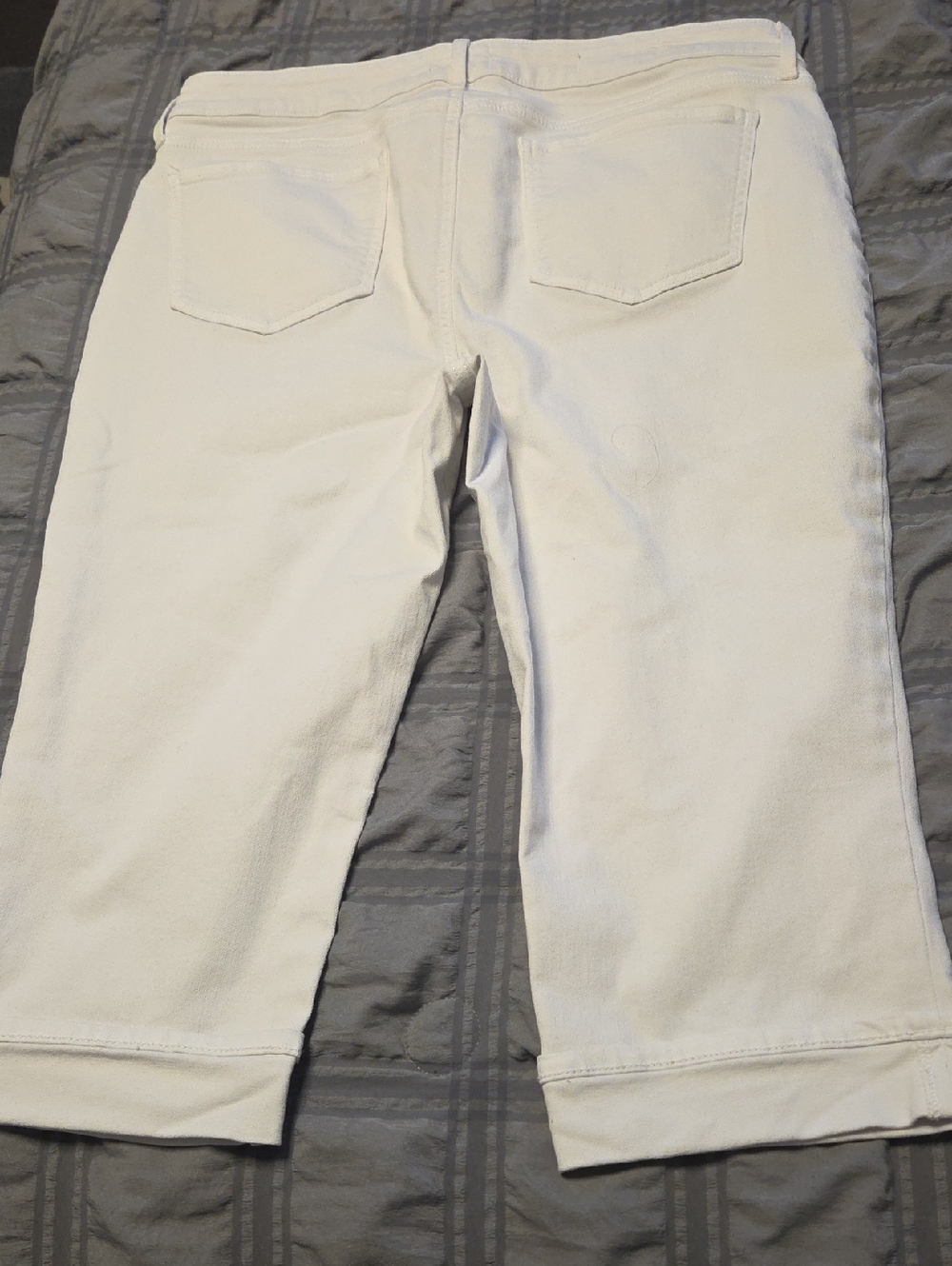 14P NYDJ White Cropped Straight Leg Jeans, Like New! - Picture 2 of 5